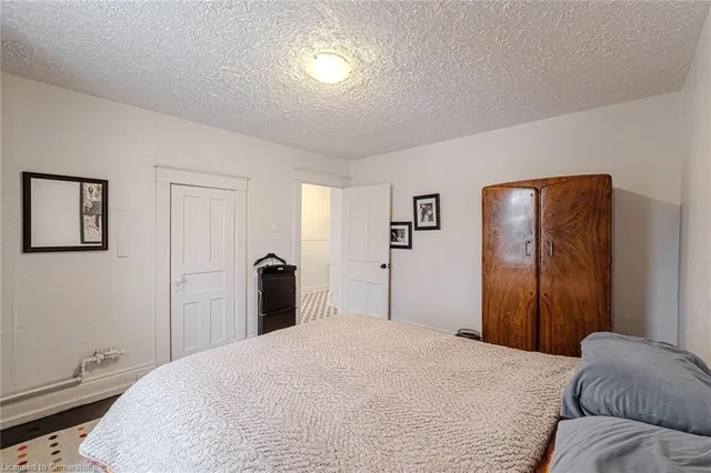 Additional property image - 62 East 23rd St