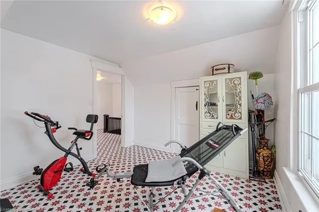 Additional property image - 62 East 23rd St