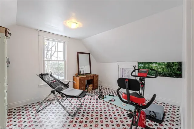 Additional property image - 62 East 23rd St
