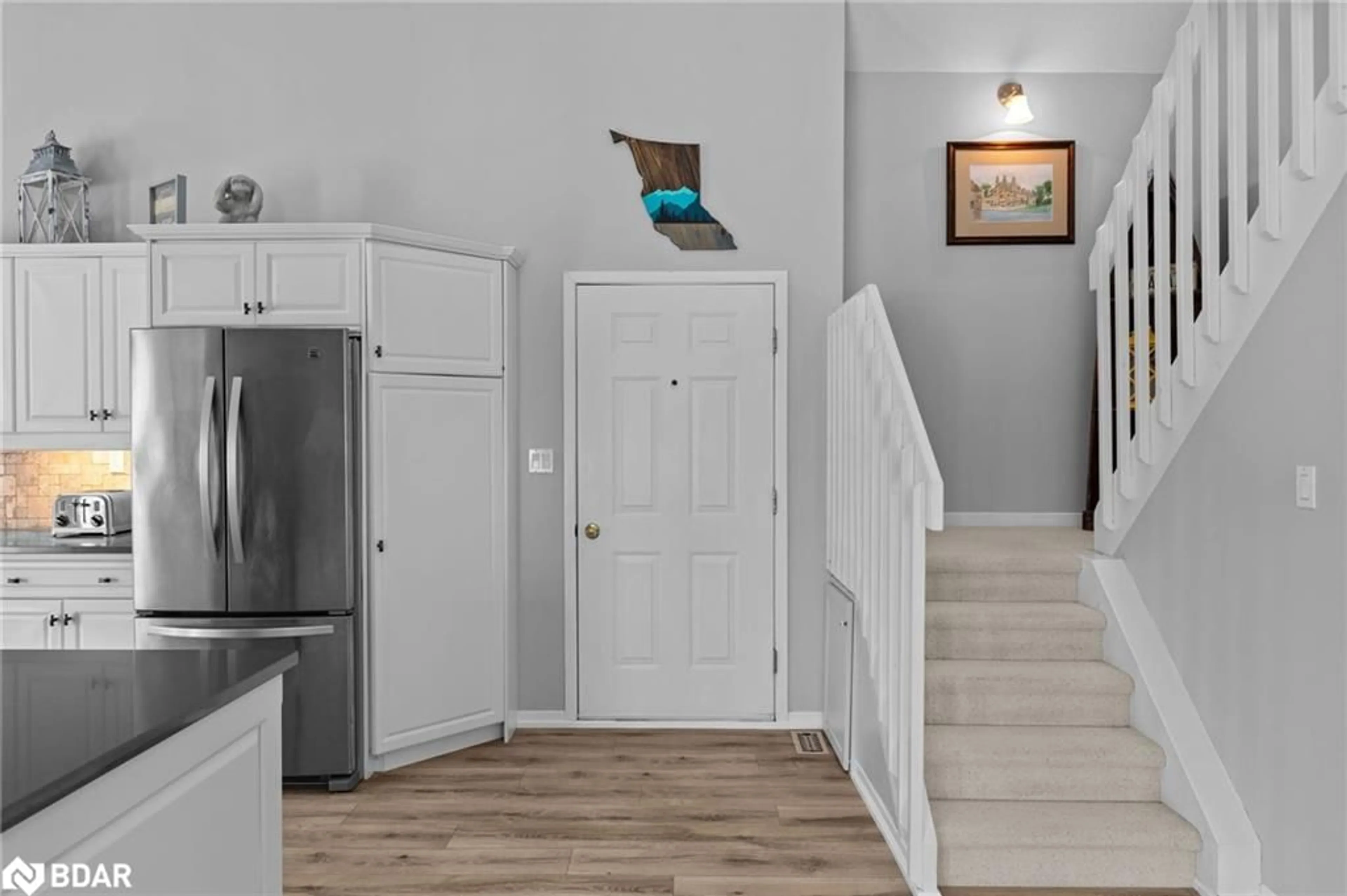 Indoor entryway for 2043 Beman Point Lane, Coldwater Ontario L0K 1E0