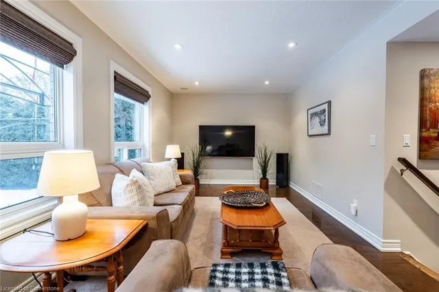 Additional property image - 75 Chatsworth Cres