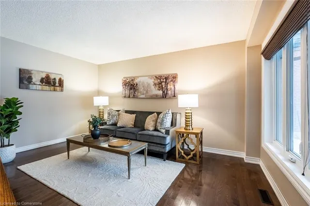 Additional property image - 75 Chatsworth Cres