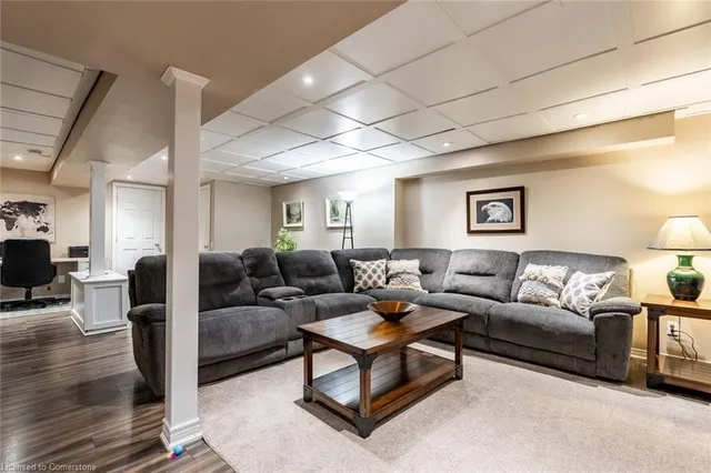 Additional property image - 75 Chatsworth Cres
