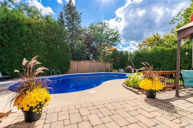 Additional property image - 75 Chatsworth Cres
