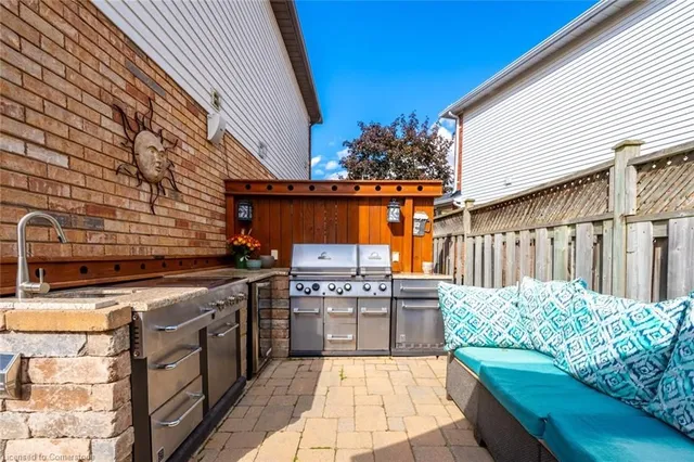 Additional property image - 75 Chatsworth Cres