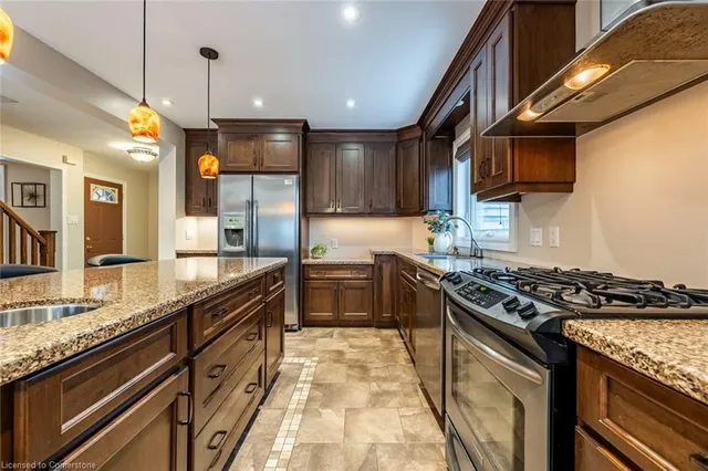 Additional property image - 75 Chatsworth Cres