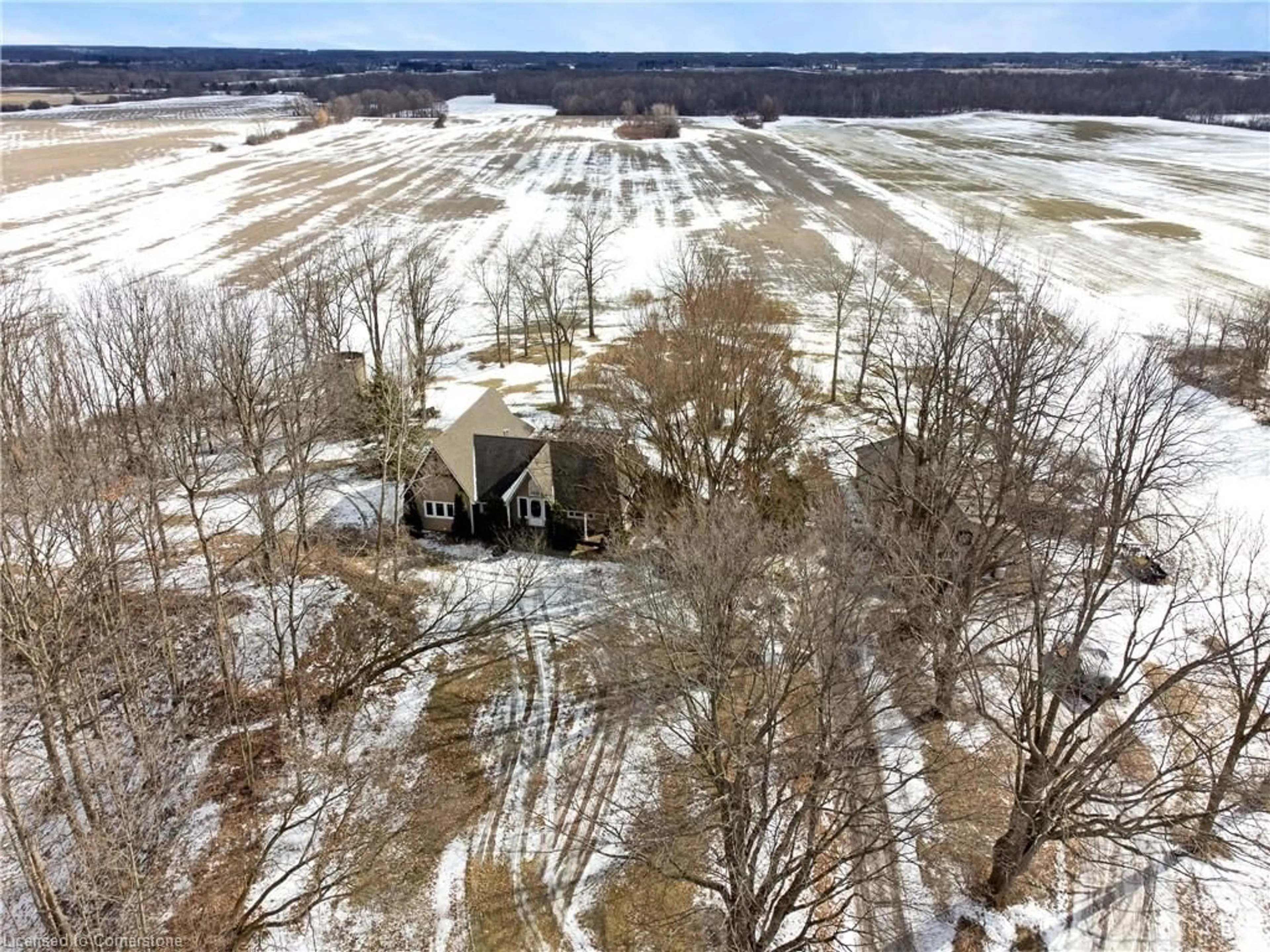 A pic from outside/outdoor area/front of a property/back of a property/a pic from drone, unknown for 33875 Fifth Line, Iona Station Ontario N0L 1P0