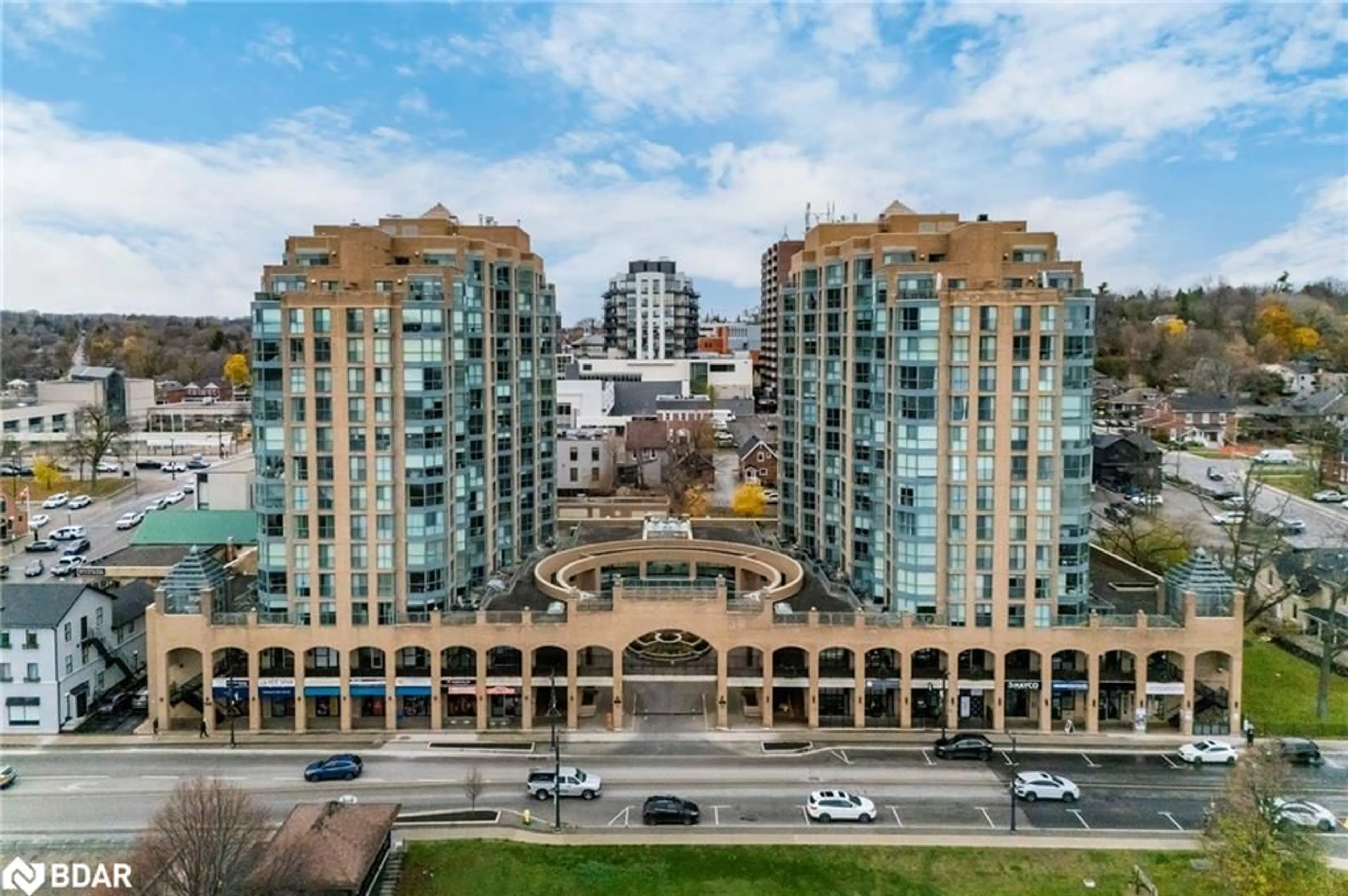 A pic from outside/outdoor area/front of a property/back of a property/a pic from drone, city buildings view from balcony for 140 Dunlop St #1502 W, Barrie Ontario L4M 6H9