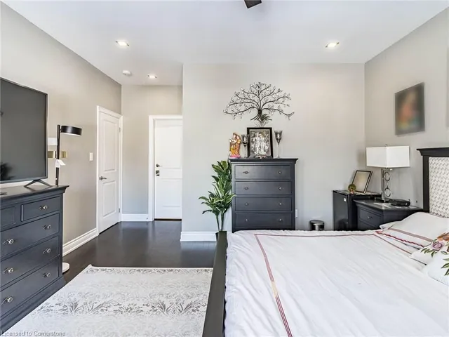 Additional property image - 10 Vineyard Drive