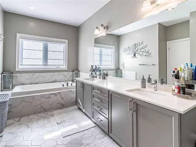 Additional property image - 10 Vineyard Drive