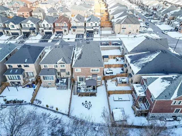 Additional property image - 10 Vineyard Drive