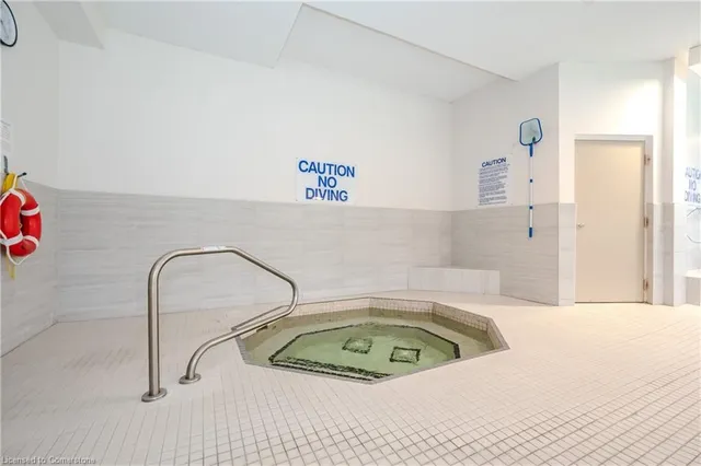 Additional property image - 3227 King St Unit 308