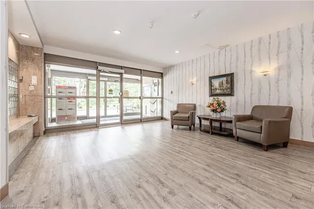 Additional property image - 3227 King St Unit 308