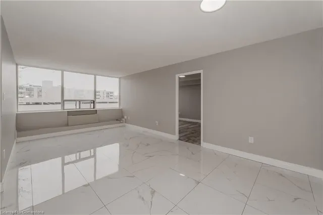 Additional property image - 3227 King St Unit 308