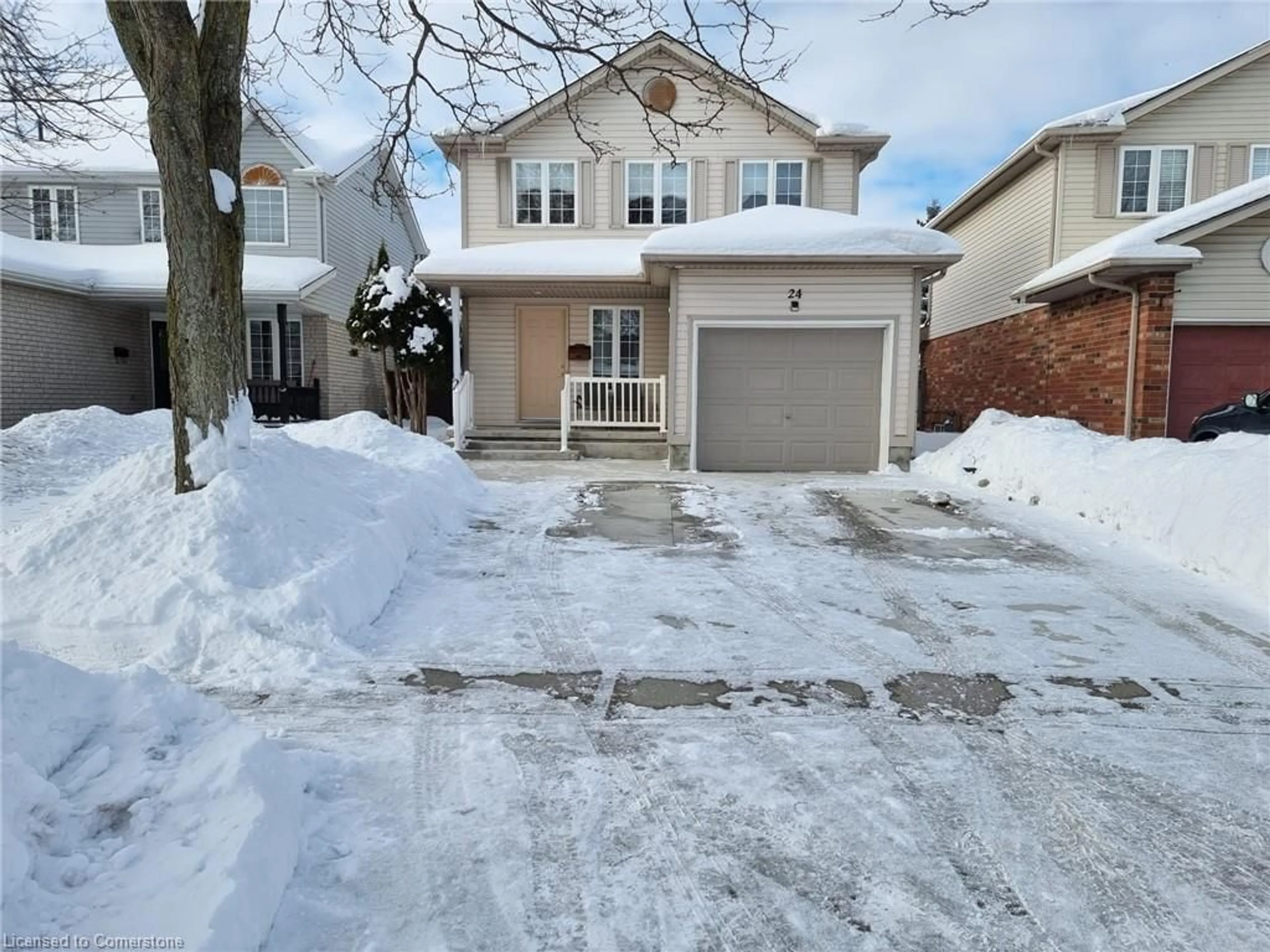 A pic from outside/outdoor area/front of a property/back of a property/a pic from drone, street for 24 Crawford Cres, Cambridge Ontario N1T 1X7