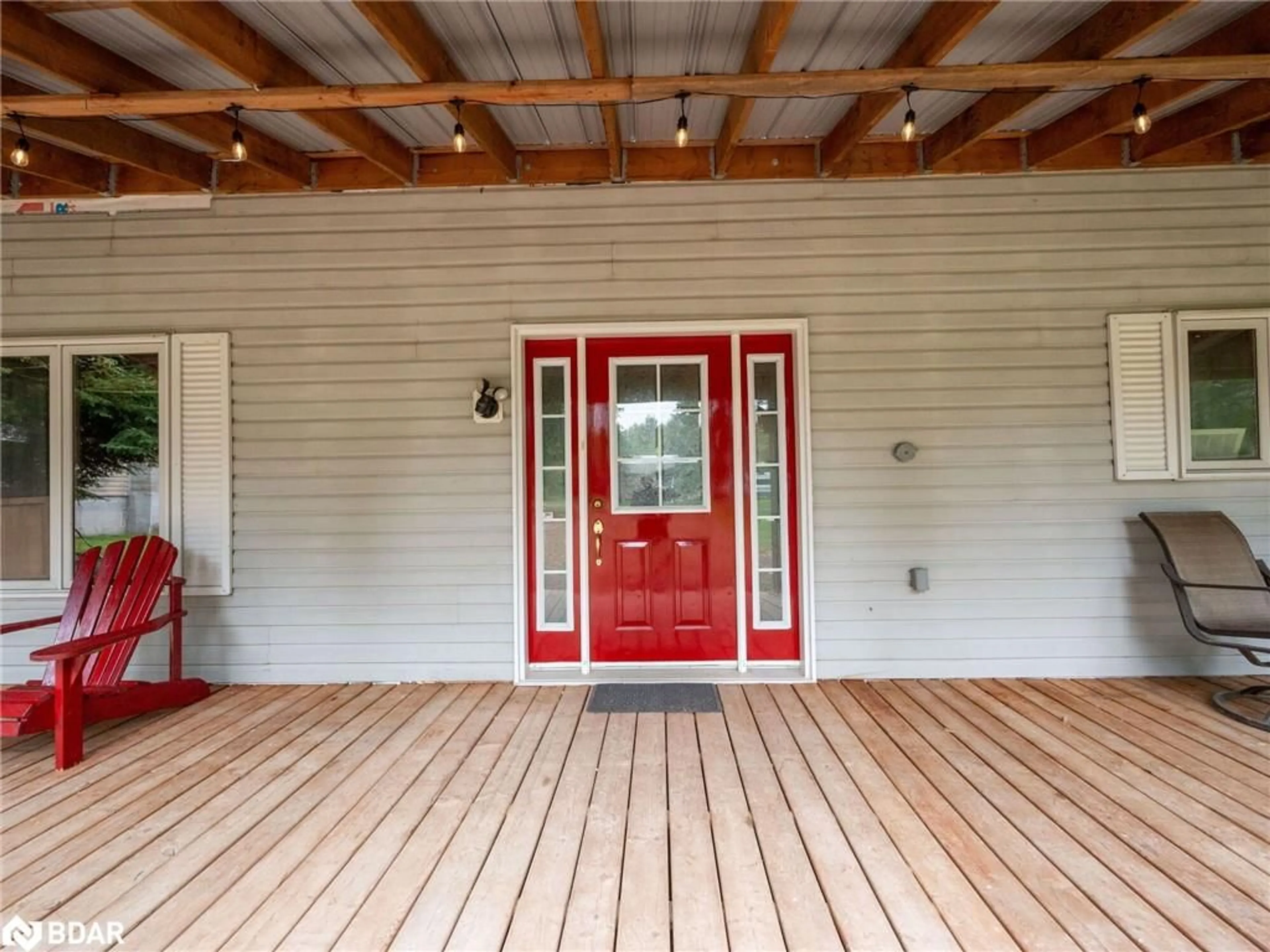 Indoor entryway for 8 Scott Cres, Hillsburgh Ontario N0B 1Z0