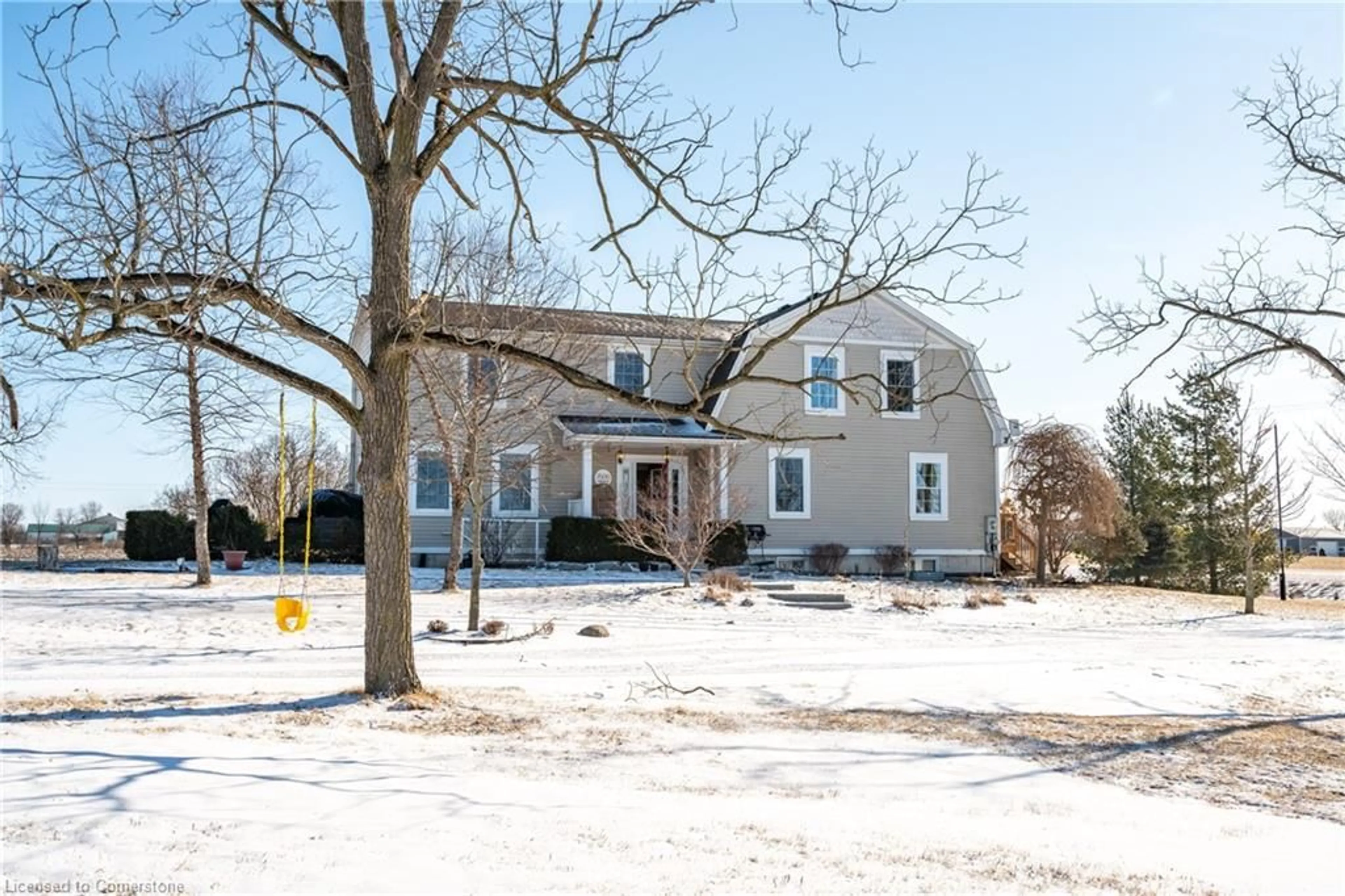 A pic from outside/outdoor area/front of a property/back of a property/a pic from drone, street for 7606 Canborough Rd, Dunnville Ontario N1A 2W1