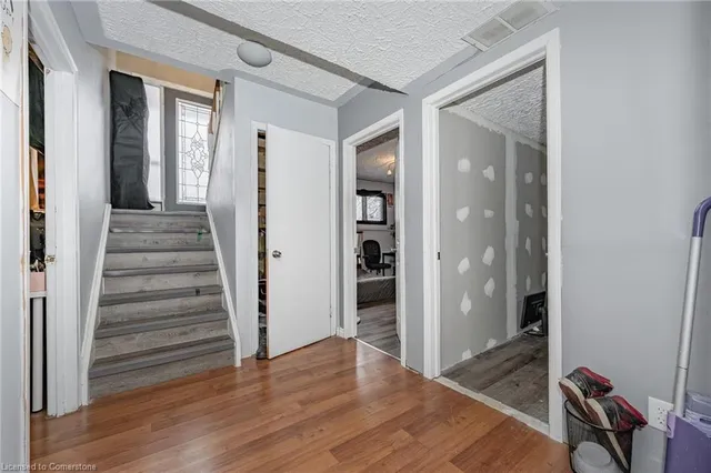 Additional property image - 320 Country Hill Dr