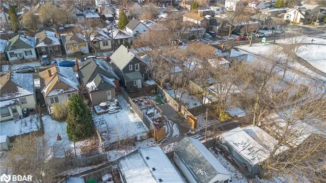 Primary image of 96 Province St