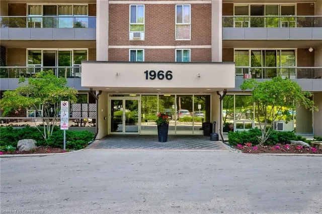 Additional image 48 of 1966 Main St Unit 402