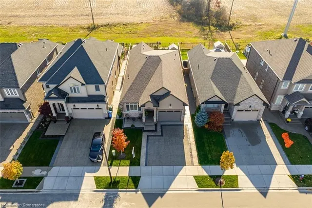 Primary image of 135 Greti Dr