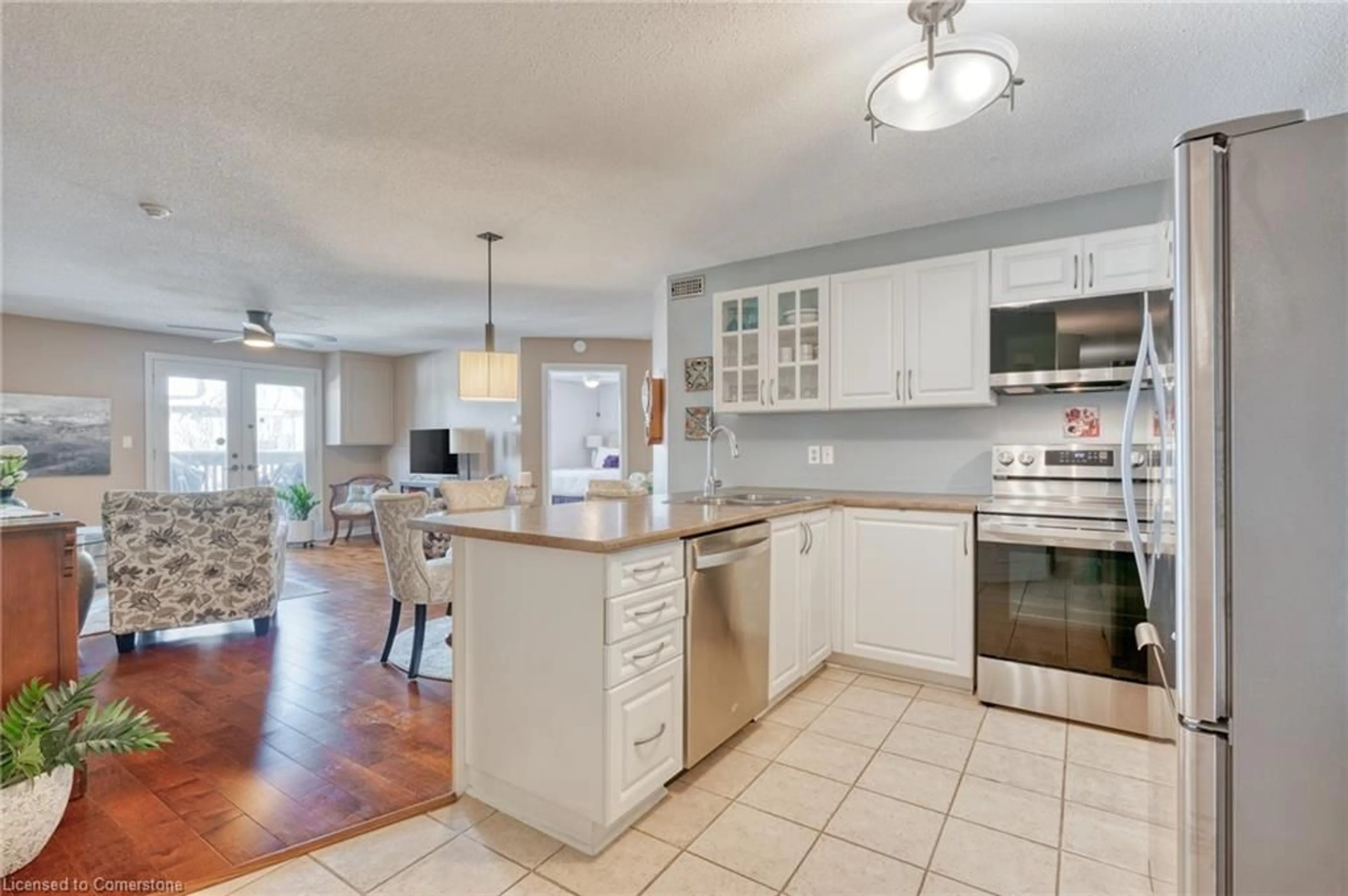 Open concept kitchen, ceramic/tile floor for 2030 Cleaver Ave #324, Burlington Ontario L7M 4C3