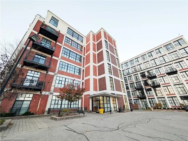 Additional property image - 404 King St Unit 316