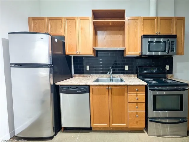 Additional property image - 404 King St Unit 316