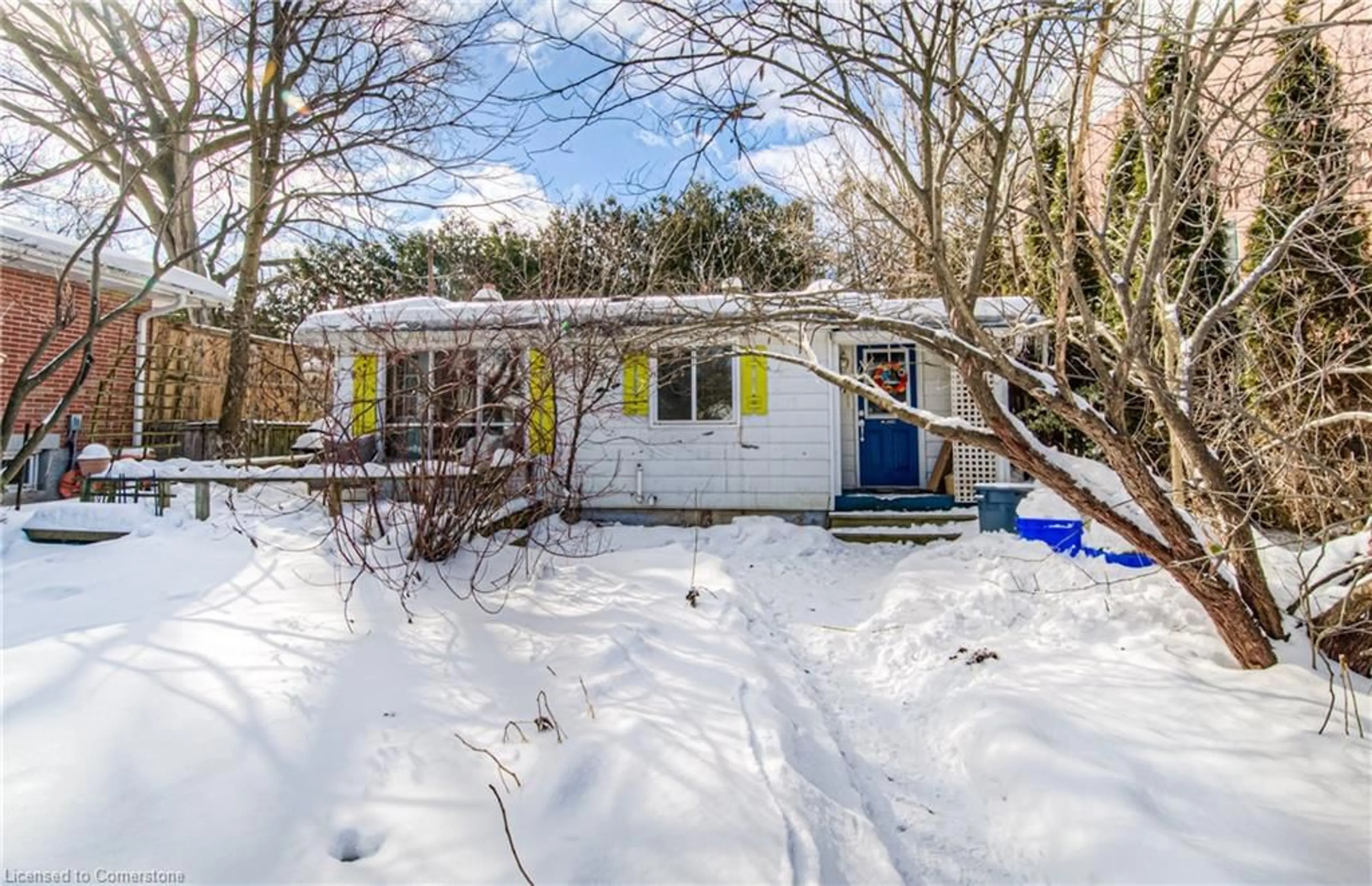 Shed for 81 South Dr, Kitchener Ontario N2M 4B4