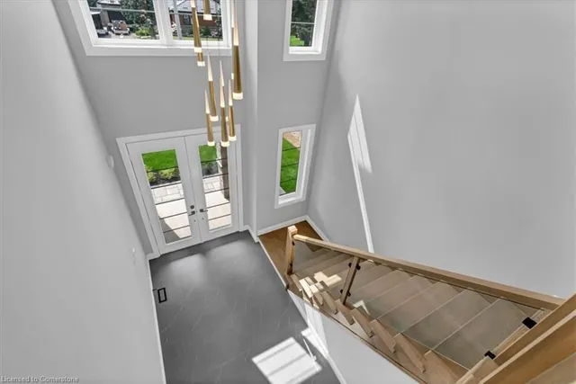 Additional property image - 382 B Southcote Rd