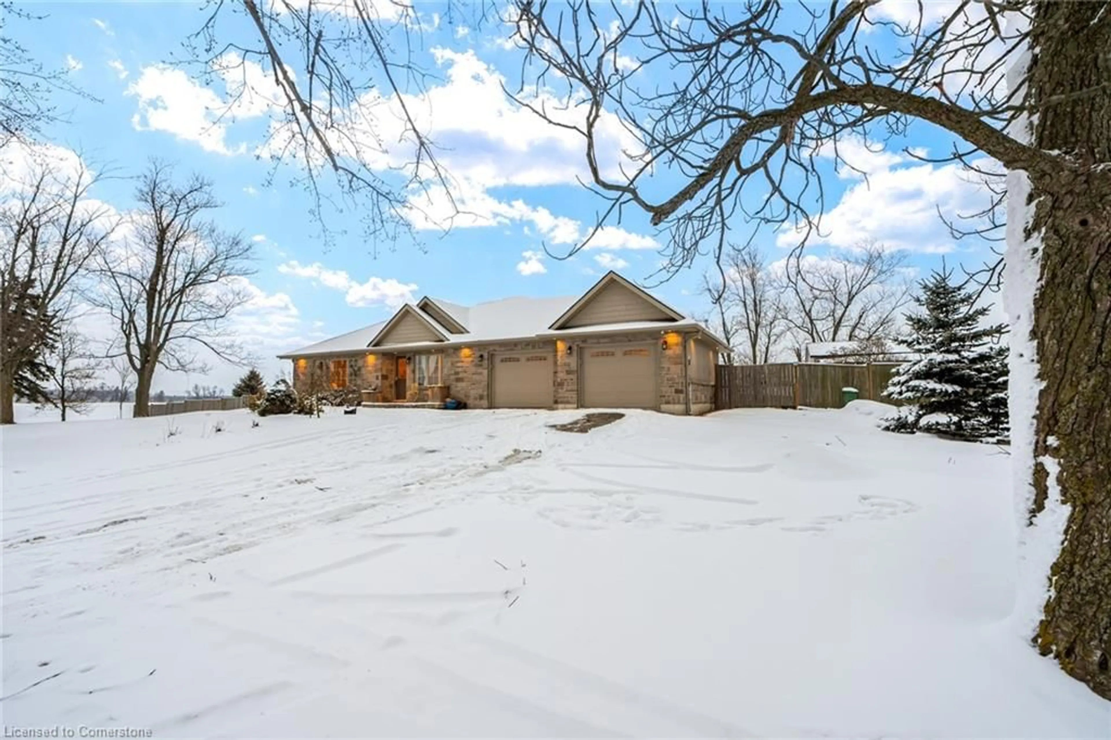 A pic from outside/outdoor area/front of a property/back of a property/a pic from drone, unknown for 3151 Hendershot Rd, Binbrook Ontario L0R 1C0