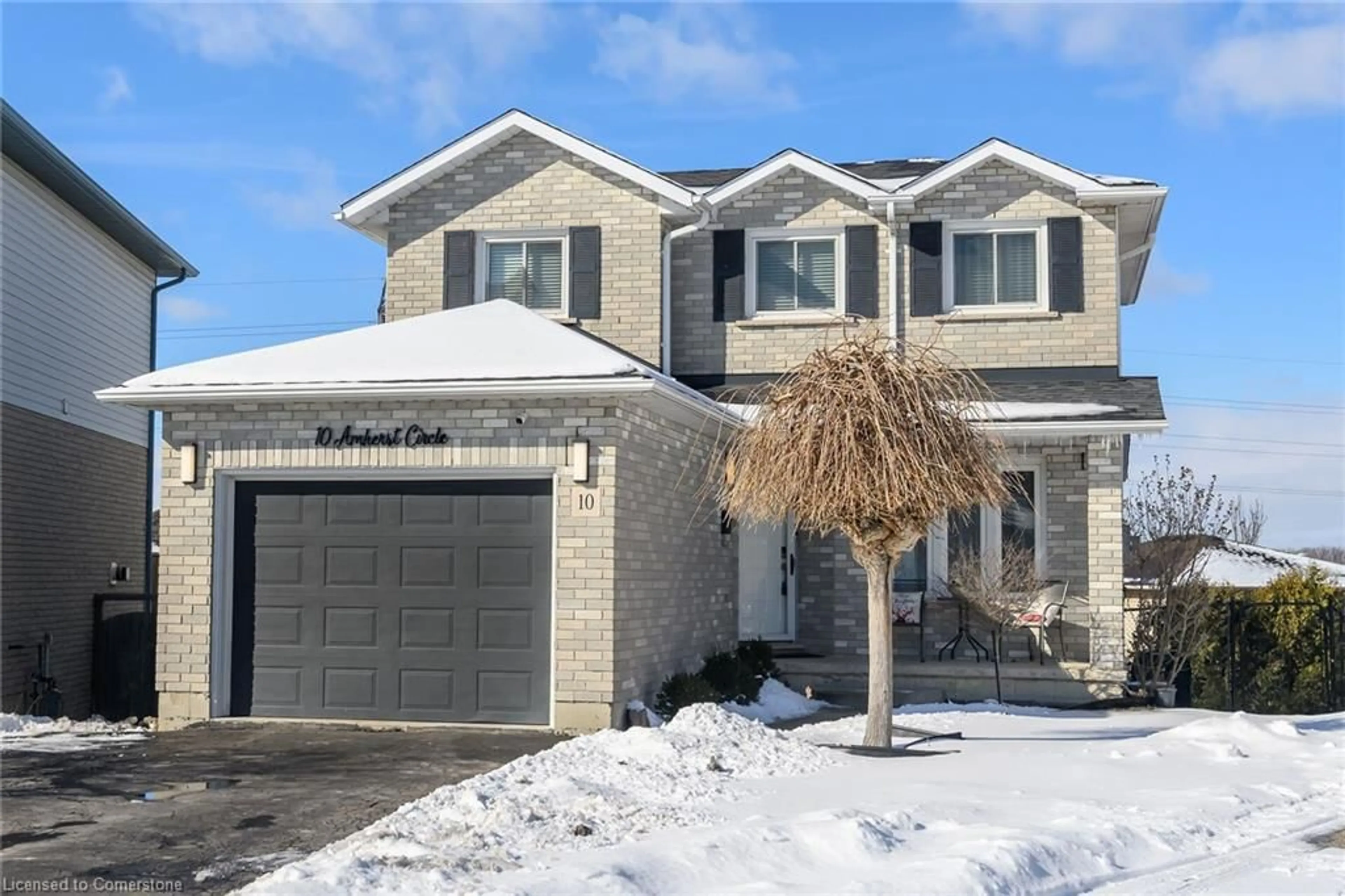 Home with brick exterior material, street for 10 Amherst Cir, Hamilton Ontario L8W 3K2