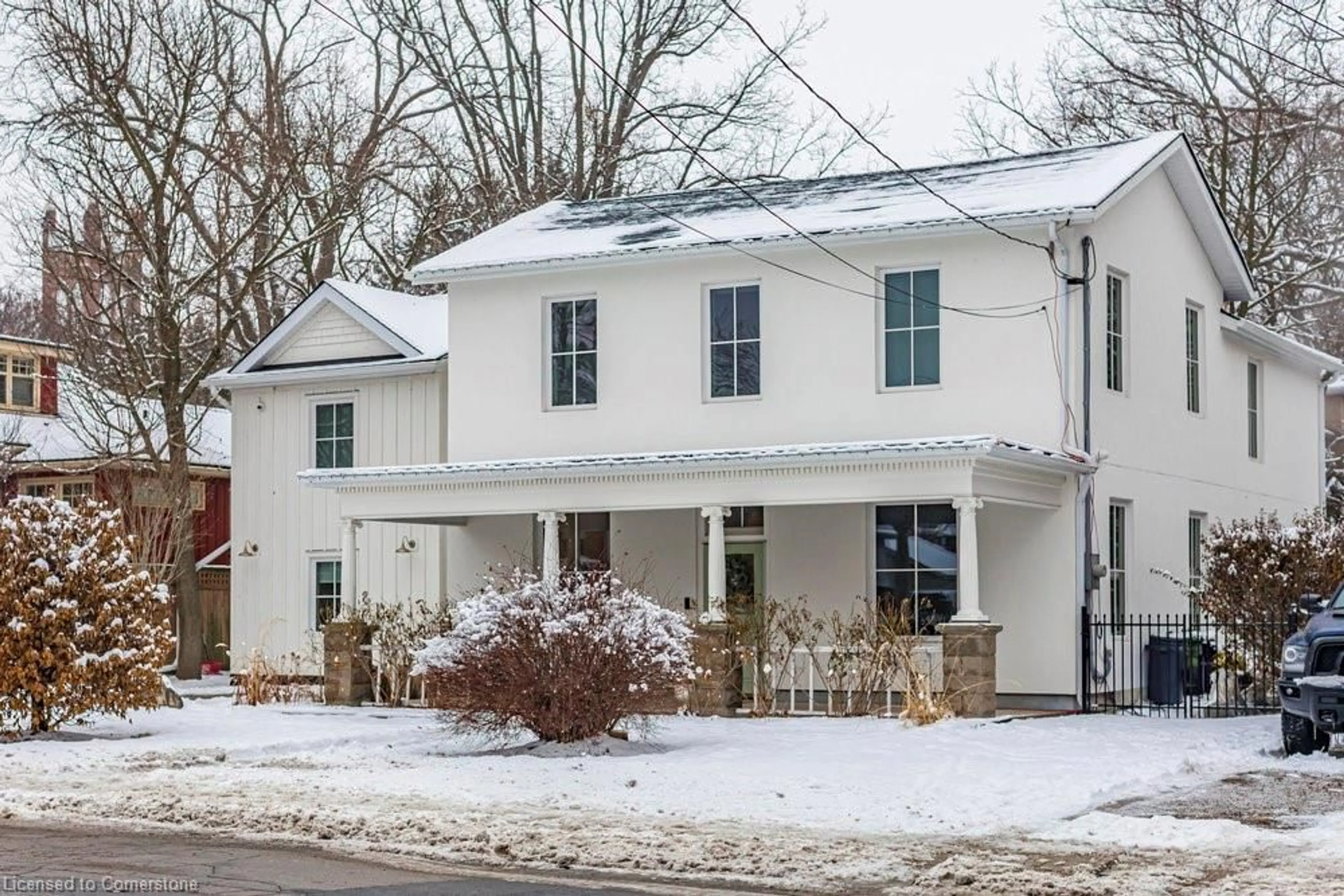 Home with vinyl exterior material, street for 45 Park St, Dundas Ontario L9H 1X3