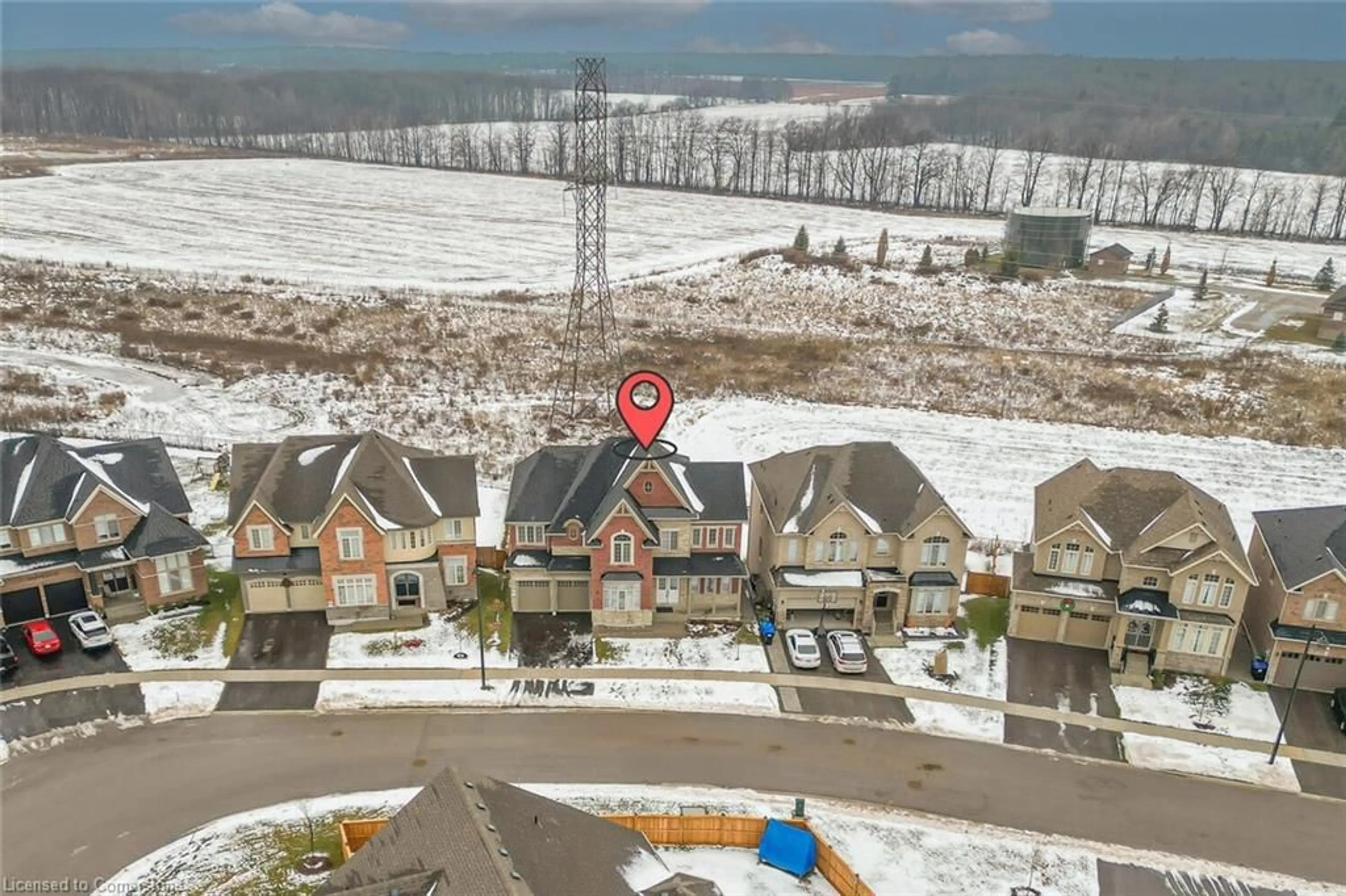 A pic from outside/outdoor area/front of a property/back of a property/a pic from drone, mountain view for 15 Sanford Cir, Springwater Ontario L9X 2A8