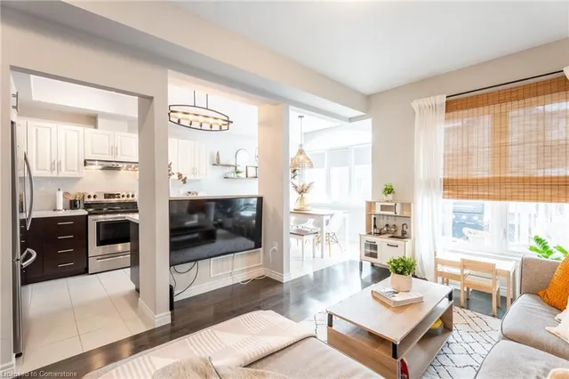 Additional property image - 8 Birot Lane
