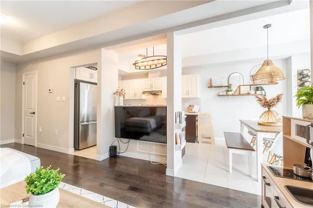 Additional property image - 8 Birot Lane