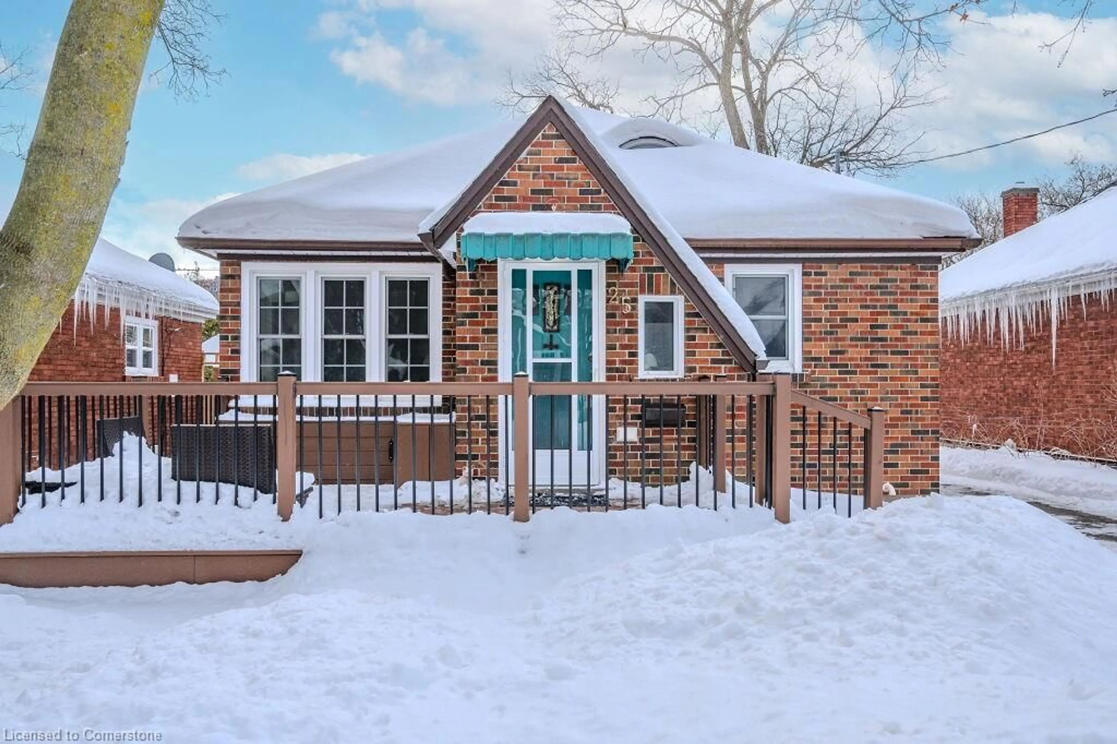 Home with brick exterior material, street for 25 Hett Ave, Kitchener Ontario N2H 4G2