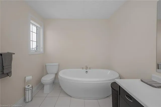 Additional property image - 142 Irwin Ave