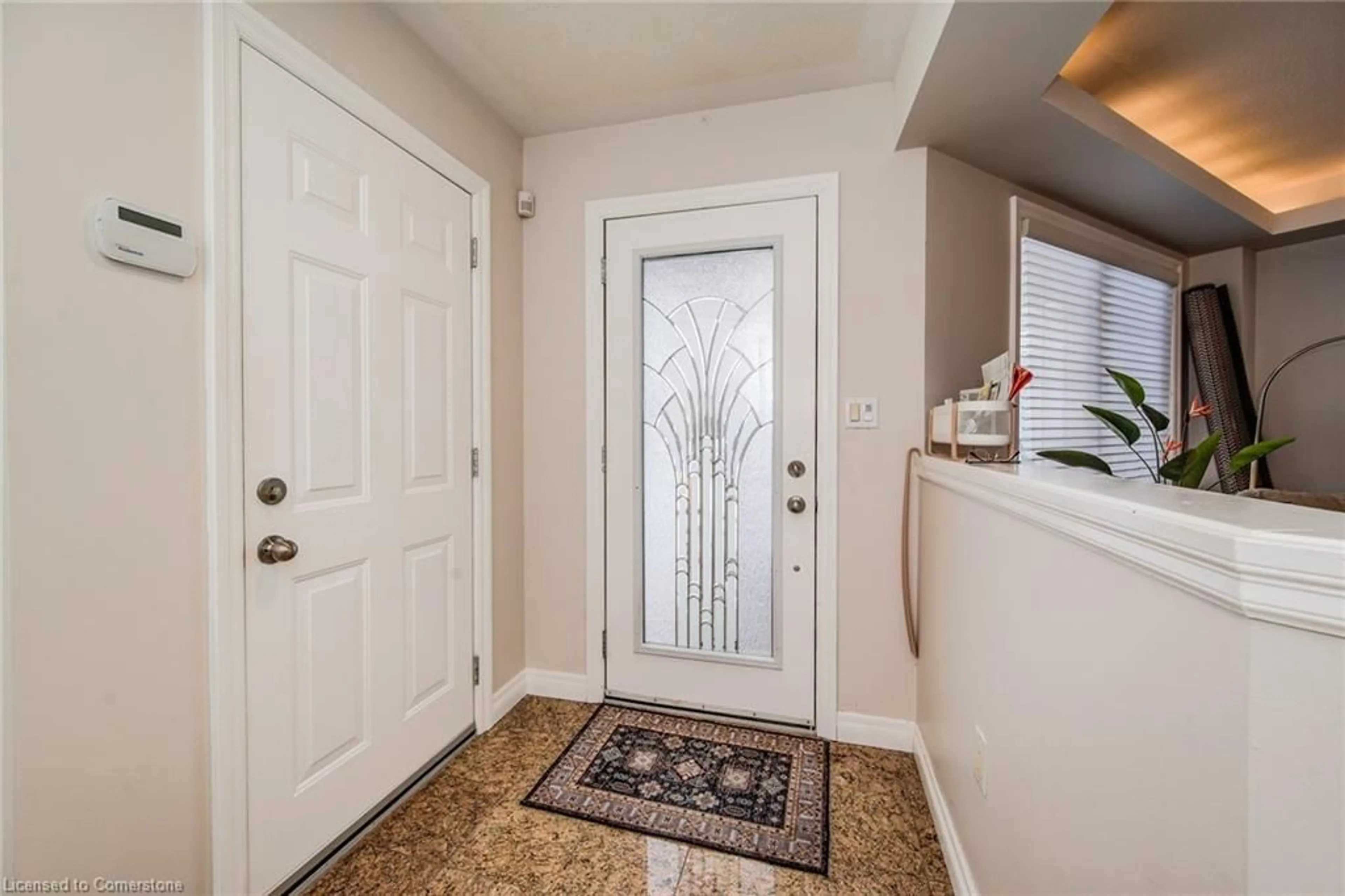 Indoor entryway for 70 Adler Dr, Cambridge Ontario N3C 4B7