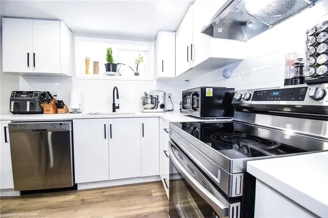 Additional property image - 176 East 43rd St