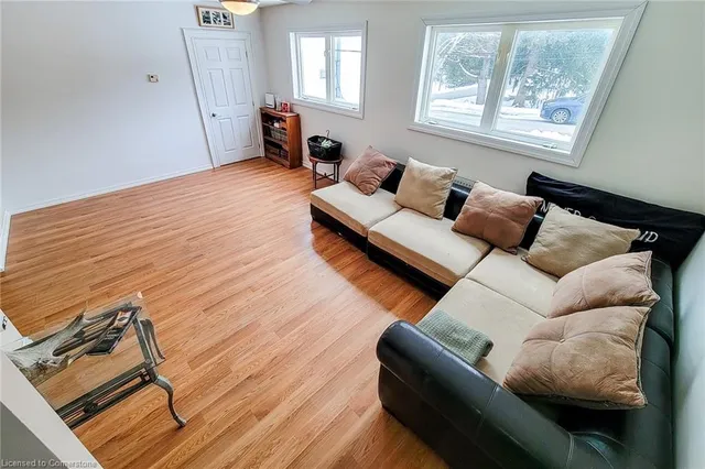 Additional property image - 354 Old Brock Rd