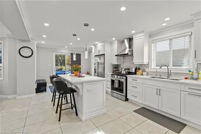 Additional property image - 21 Tuscani Dr