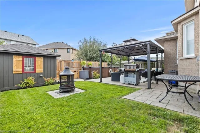Additional property image - 21 Tuscani Dr