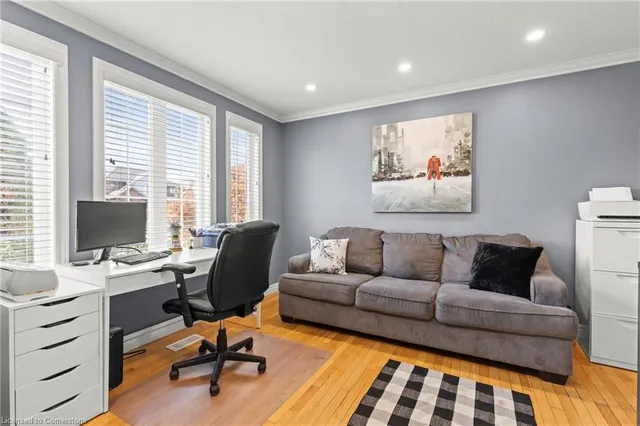 Additional property image - 21 Tuscani Dr