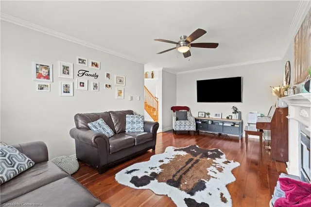 Additional property image - 21 Tuscani Dr