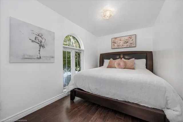 Additional property image - 365 Eleanor Pl
