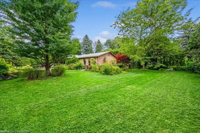 Additional property image - 365 Eleanor Pl