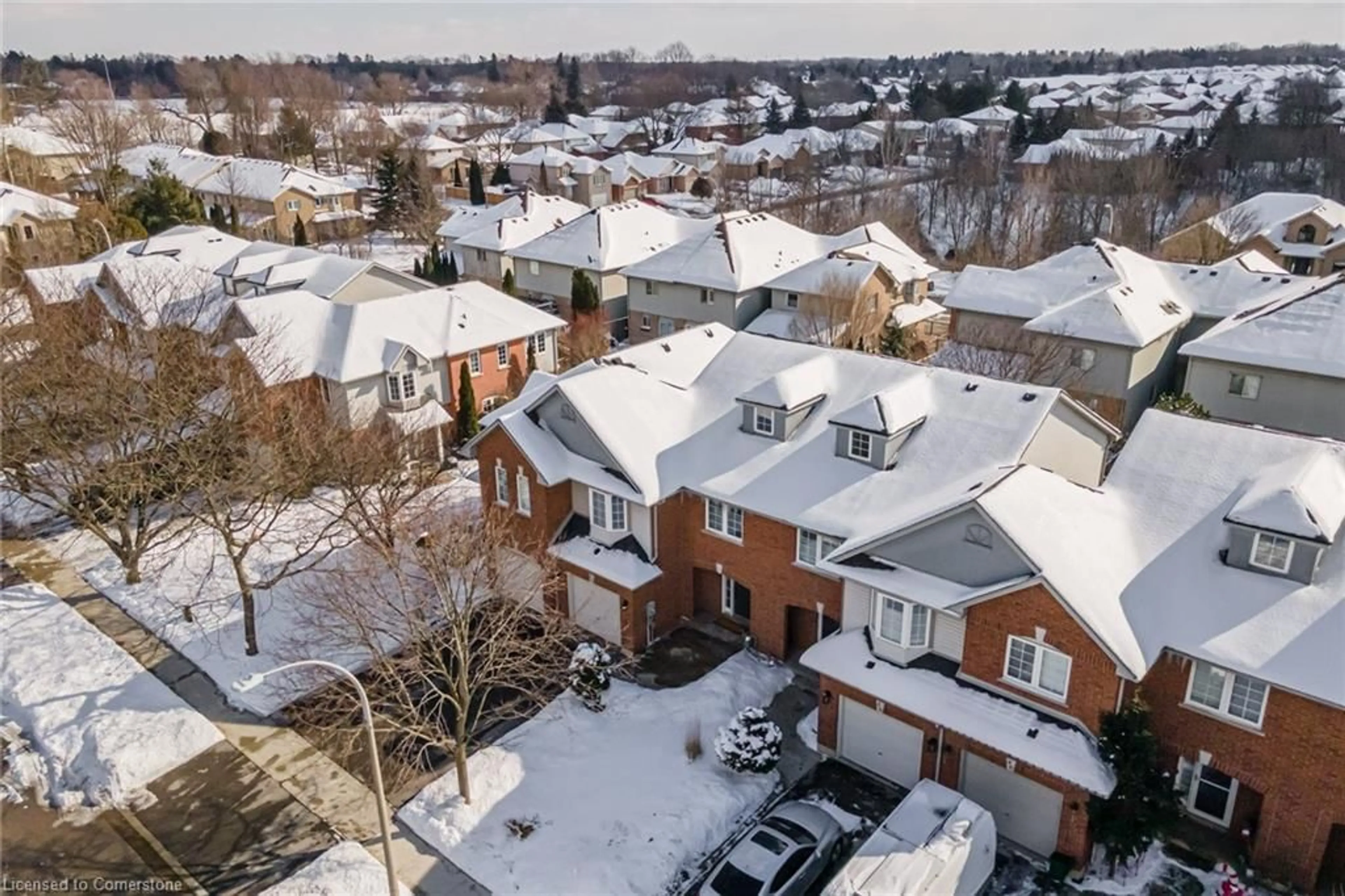 A pic from outside/outdoor area/front of a property/back of a property/a pic from drone, unknown for 50 Valridge Dr, Ancaster Ontario L9G 4Y7