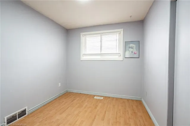 Additional property image - 19 Winthrop Pl