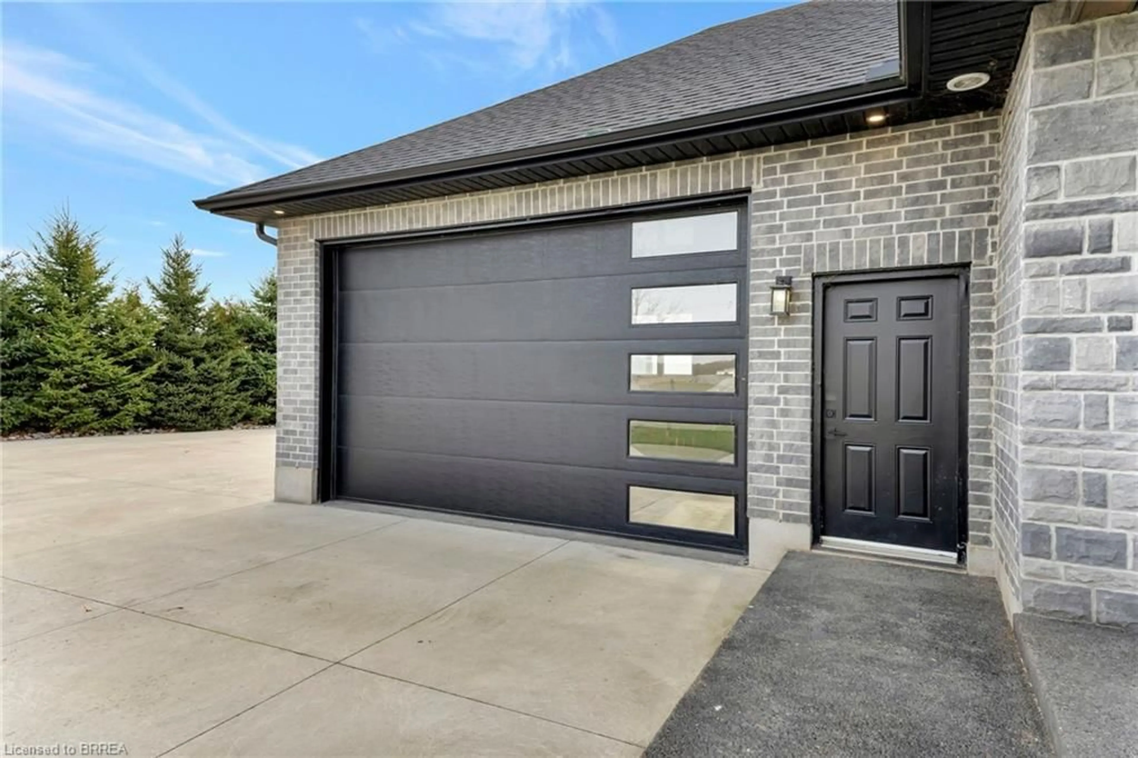 Indoor garage for 624 12th Concession Rd, Langton Ontario N0E 1G0